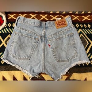 Women’s 501 Levi shorts